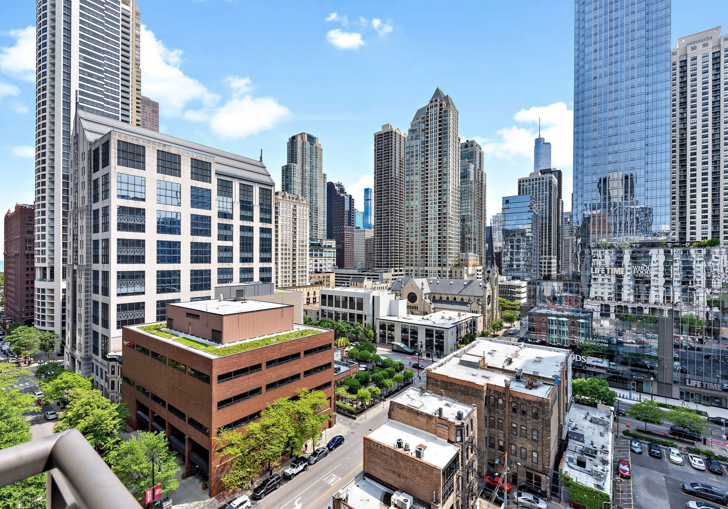 21 W Chestnut View shot 13th floor BB